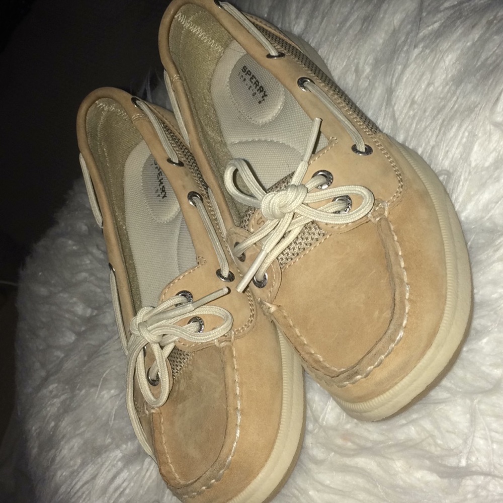 Sperry- brown,leather slip-ons